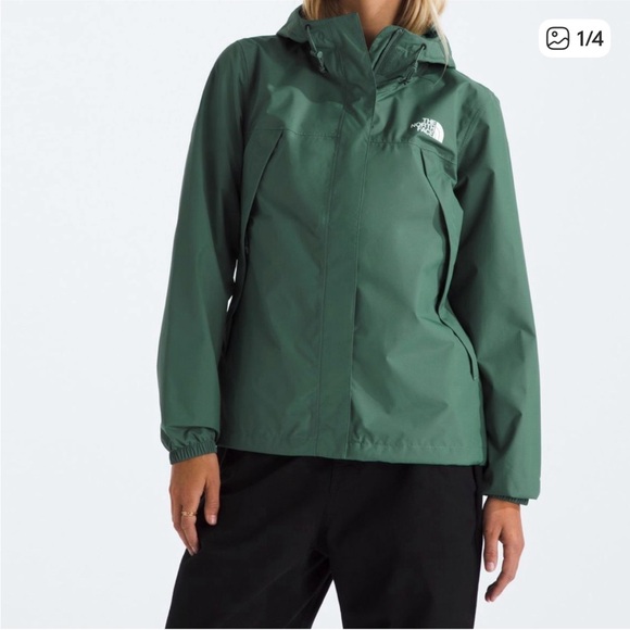 The North Face Jackets & Blazers - The North Face Green Women's Jacket